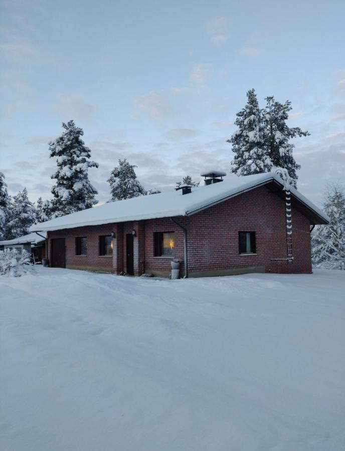 Laplands Hillside Villa روفانييمي المظهر الخارجي الصورة
